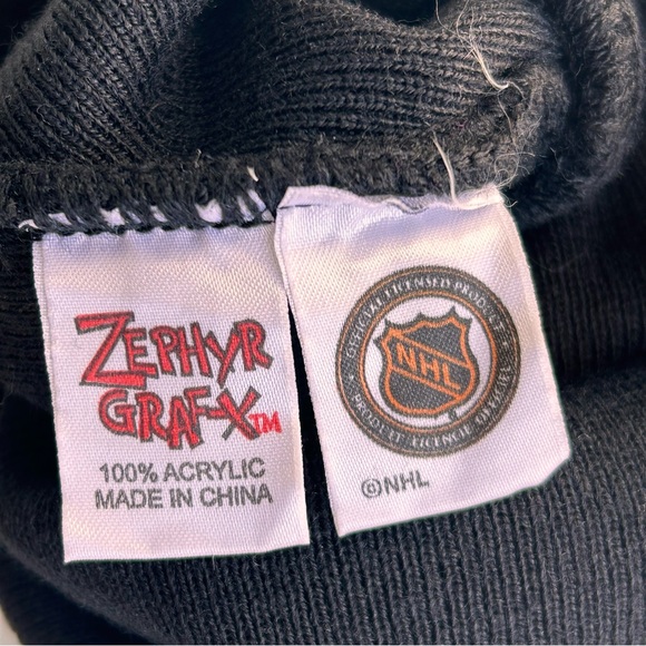 Zephyr Grafx Pittsburg Penquins Sprots Knit Beanie Hat - Picture 8 of 9